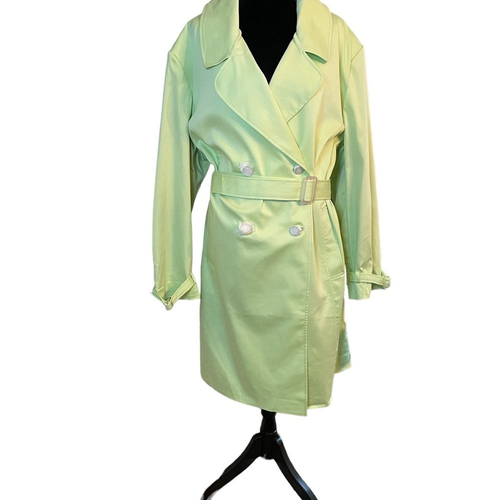 Terry Lewis Classic Luxuries lime‎ green Trench coat, size 3X